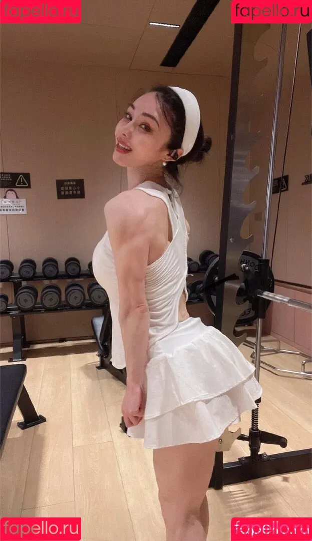 Yuan Herong / yuanherong.1229 Onlyfans Photo Gallery 