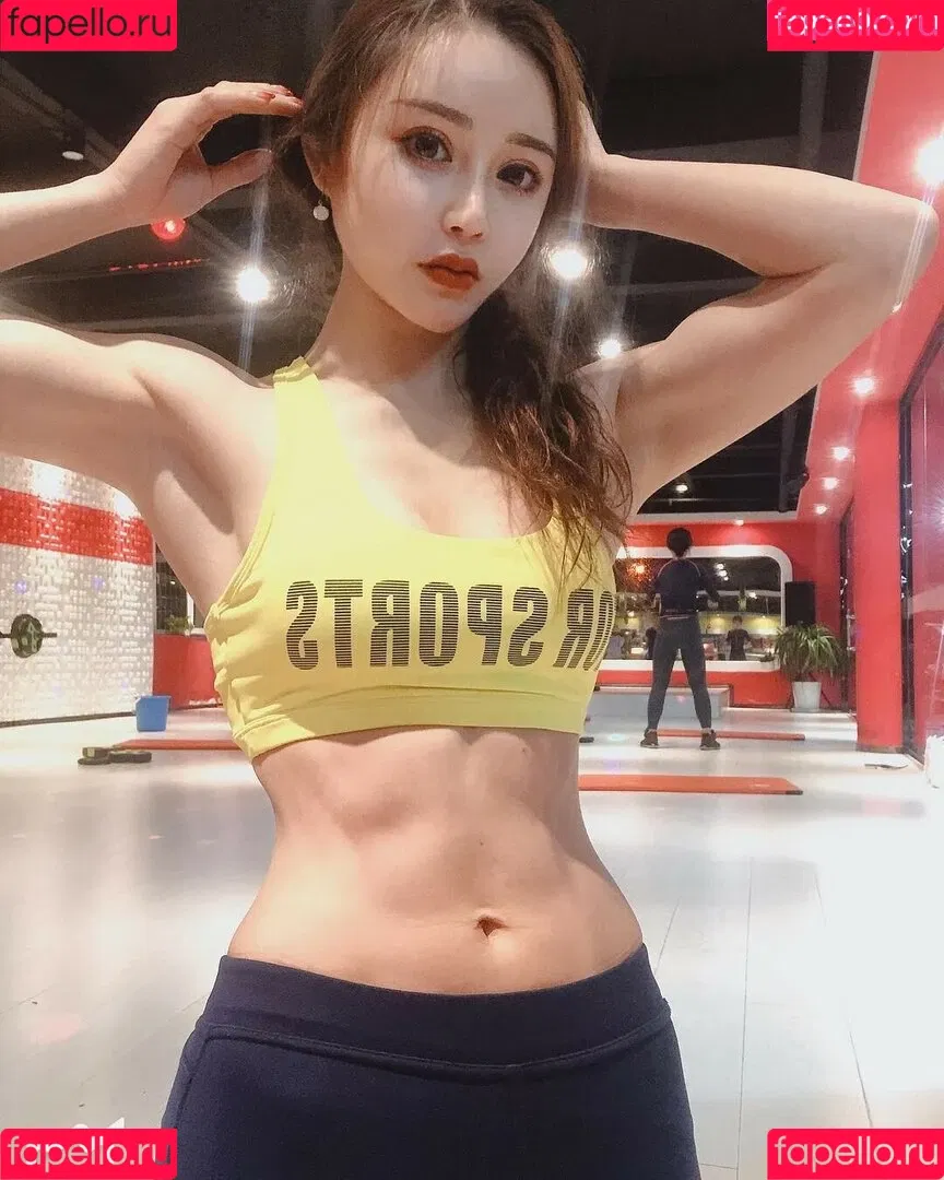 Yuan Herong / yuanherong.1229 Onlyfans Photo Gallery 