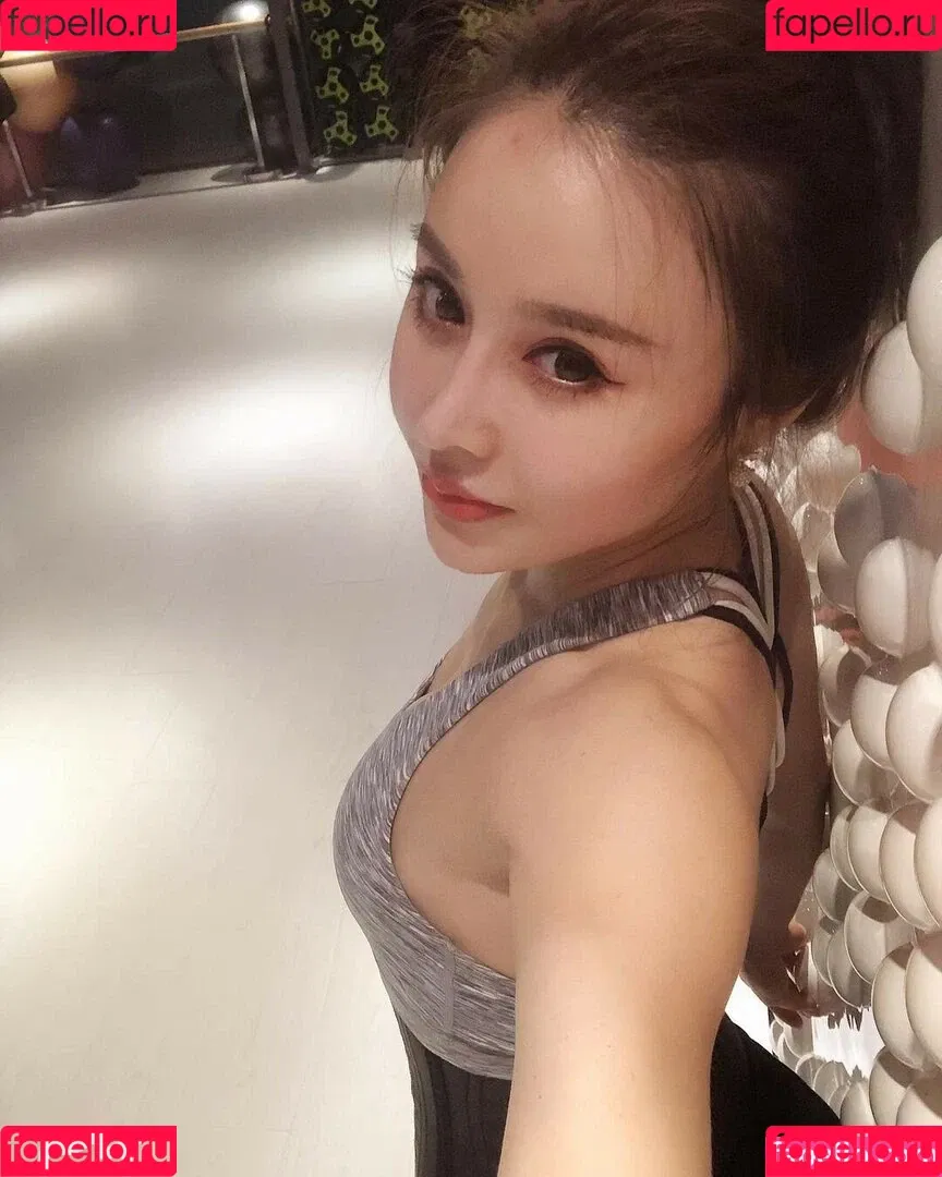 Yuan Herong / yuanherong.1229 Onlyfans Photo Gallery 