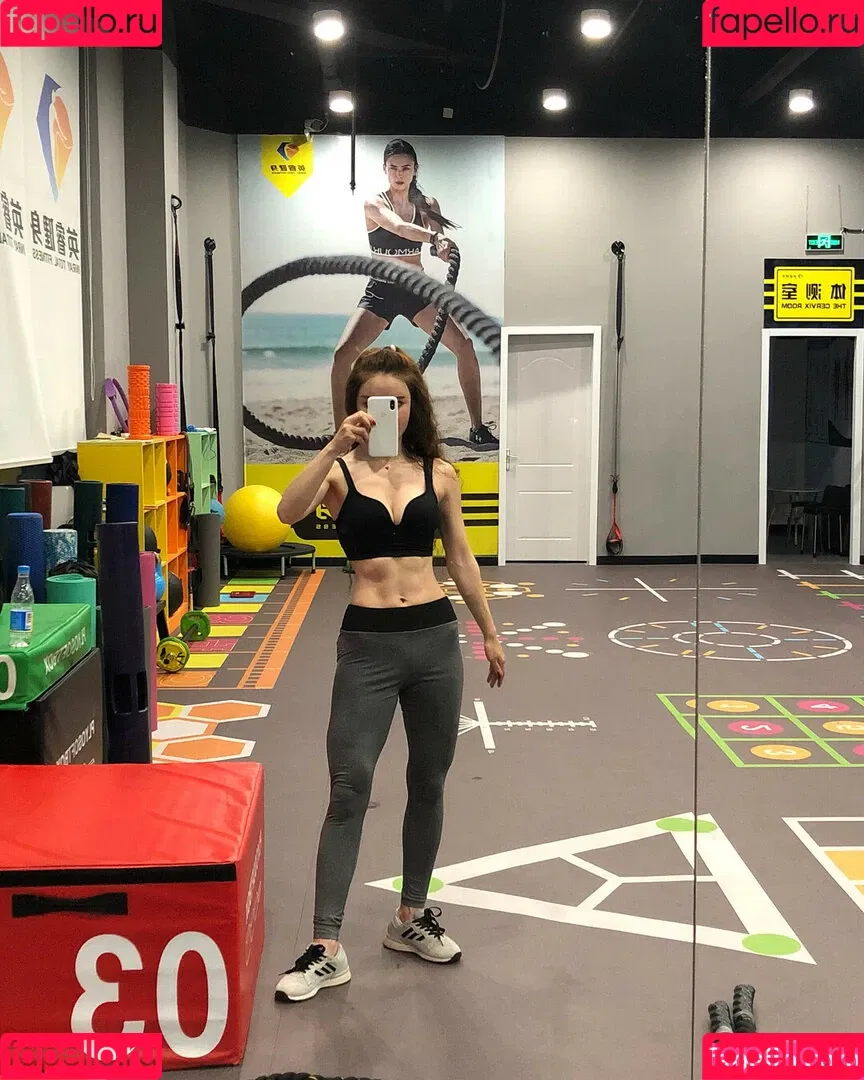 Yuan Herong / yuanherong.1229 Onlyfans Photo Gallery 