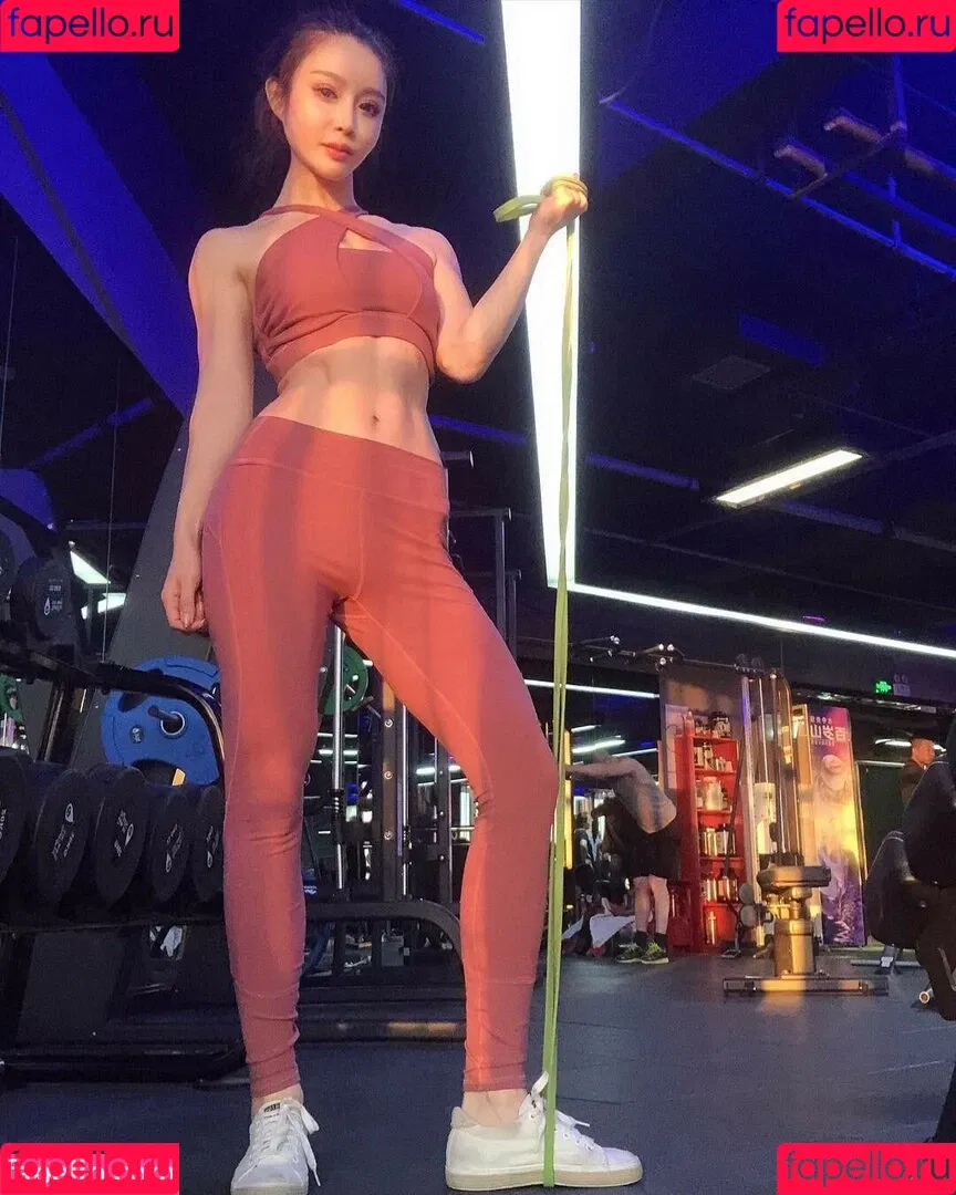 Yuan Herong / yuanherong.1229 Onlyfans Photo Gallery 