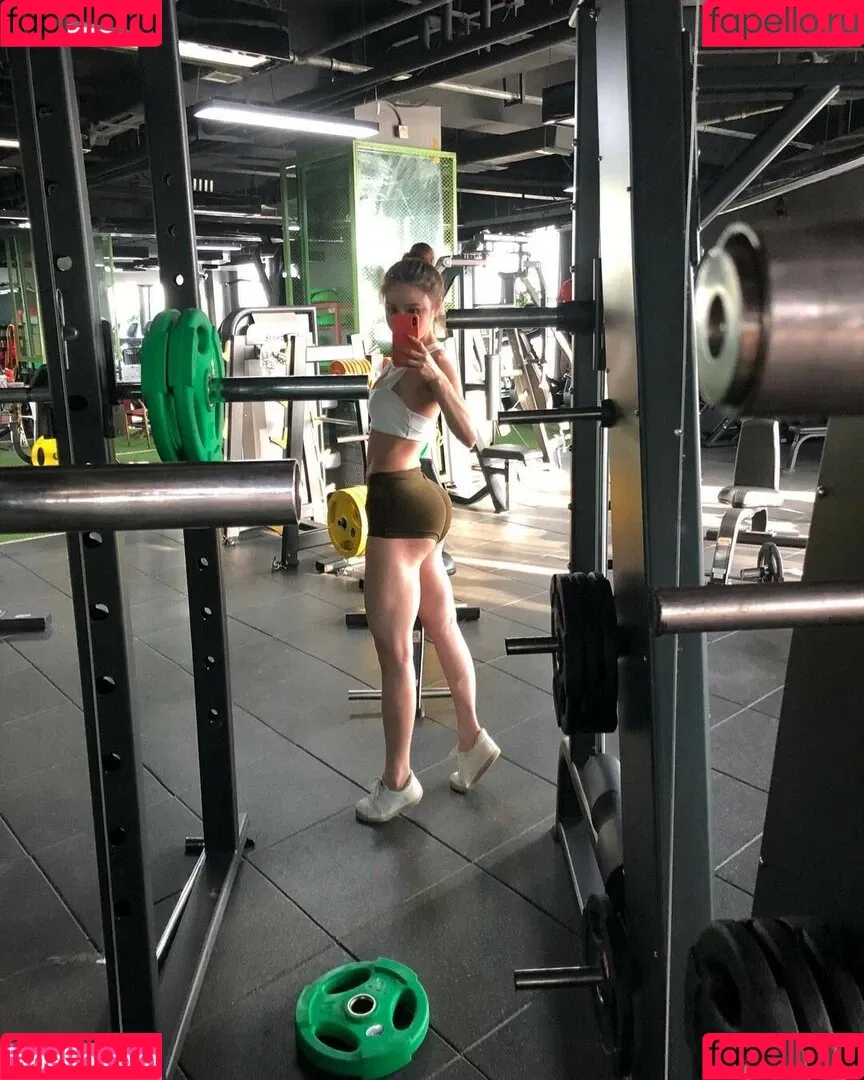 Yuan Herong / yuanherong.1229 Onlyfans Photo Gallery 