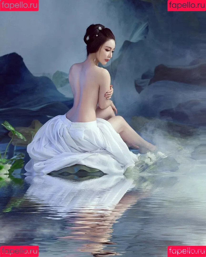 Yuan Herong / yuanherong.1229 Onlyfans Photo Gallery 