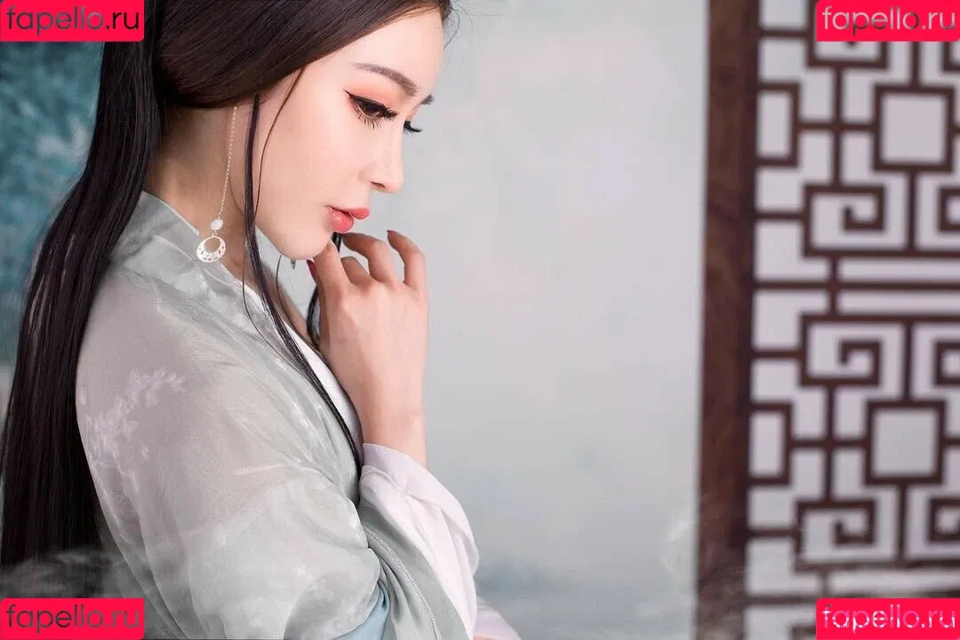 Yuan Herong / yuanherong.1229 Onlyfans Photo Gallery 