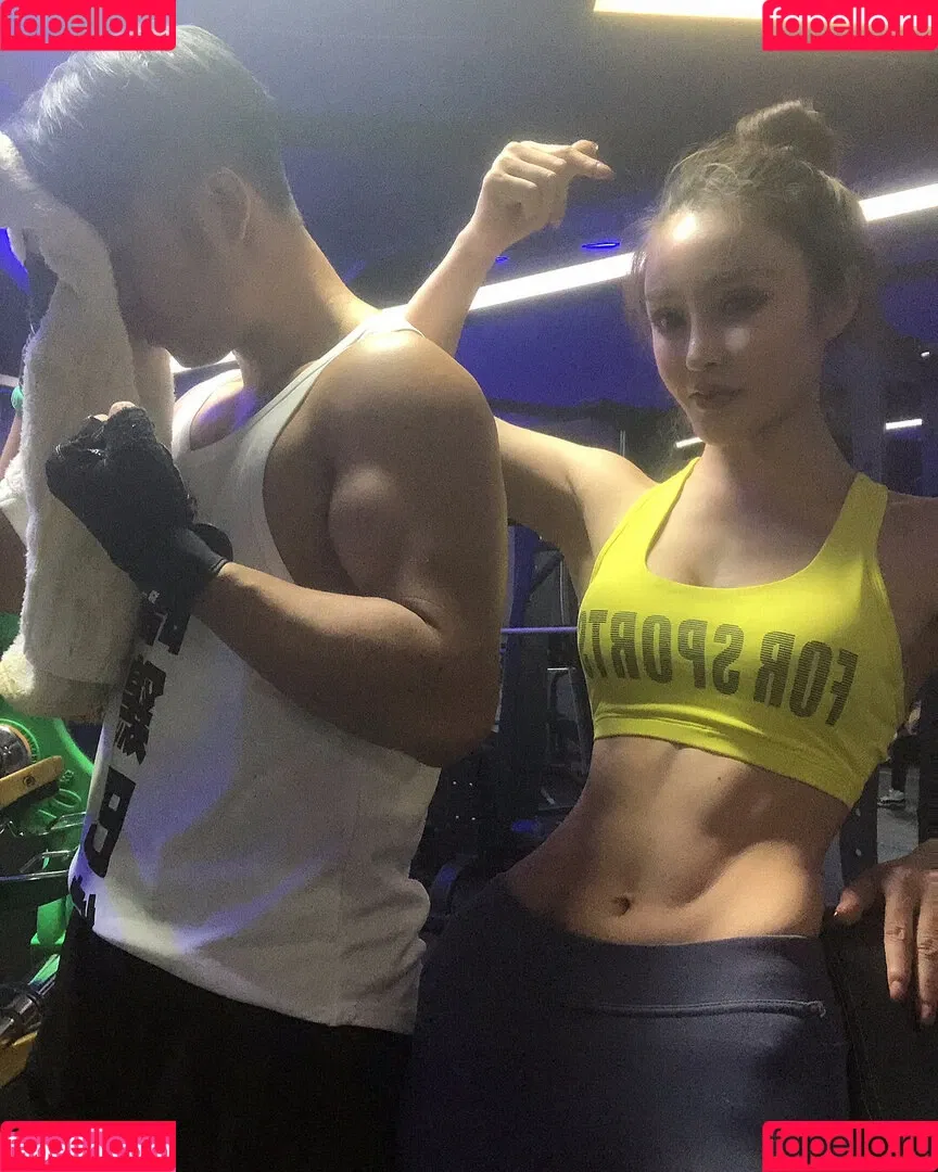 Yuan Herong / yuanherong.1229 Onlyfans Photo Gallery 