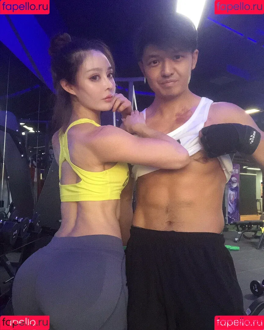 Yuan Herong / yuanherong.1229 Onlyfans Photo Gallery 