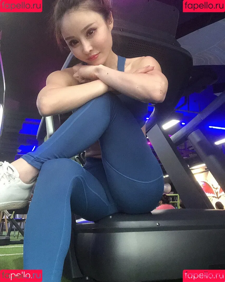 Yuan Herong / yuanherong.1229 Onlyfans Photo Gallery 