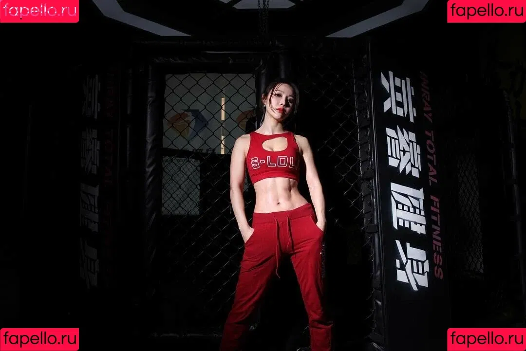 Yuan Herong / yuanherong.1229 Onlyfans Photo Gallery 