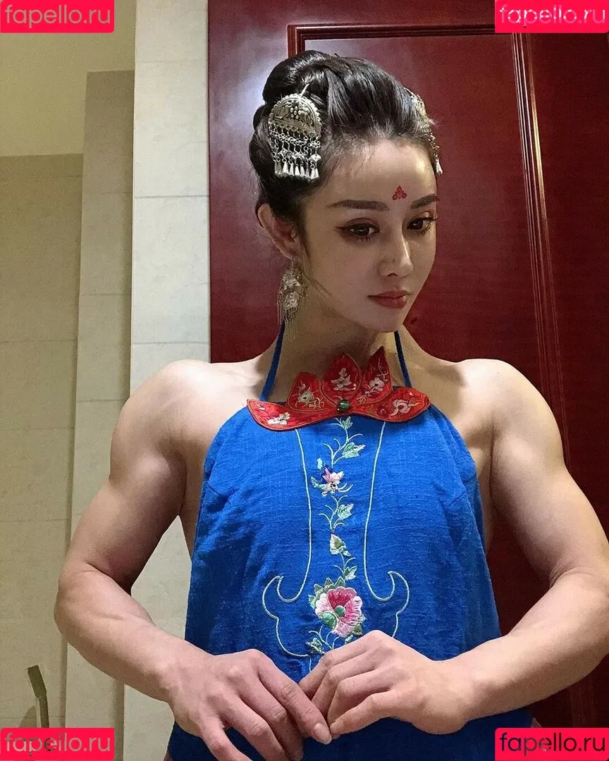 Yuan Herong / yuanherong.1229 Onlyfans Photo Gallery 