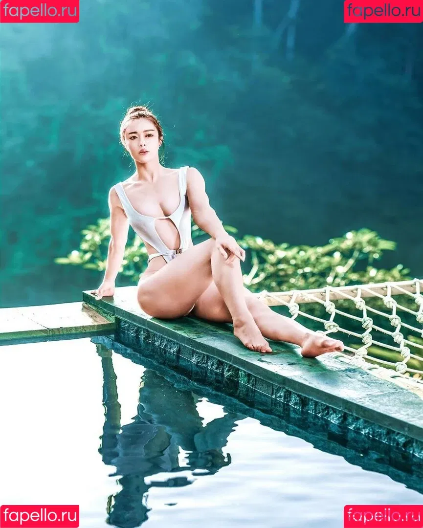 Yuan Herong / yuanherong.1229 Onlyfans Photo Gallery 