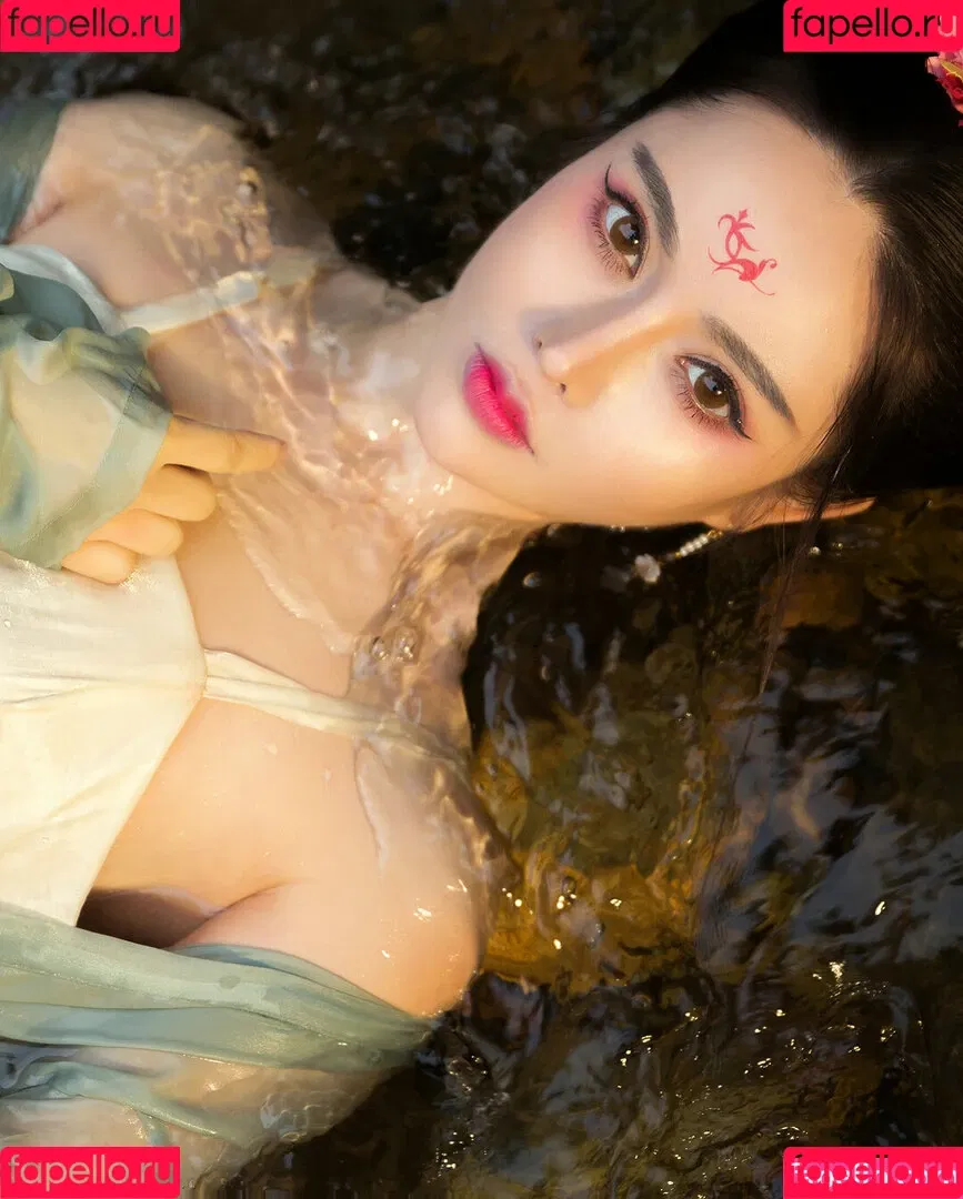 Yuan Herong / yuanherong.1229 Onlyfans Photo Gallery 