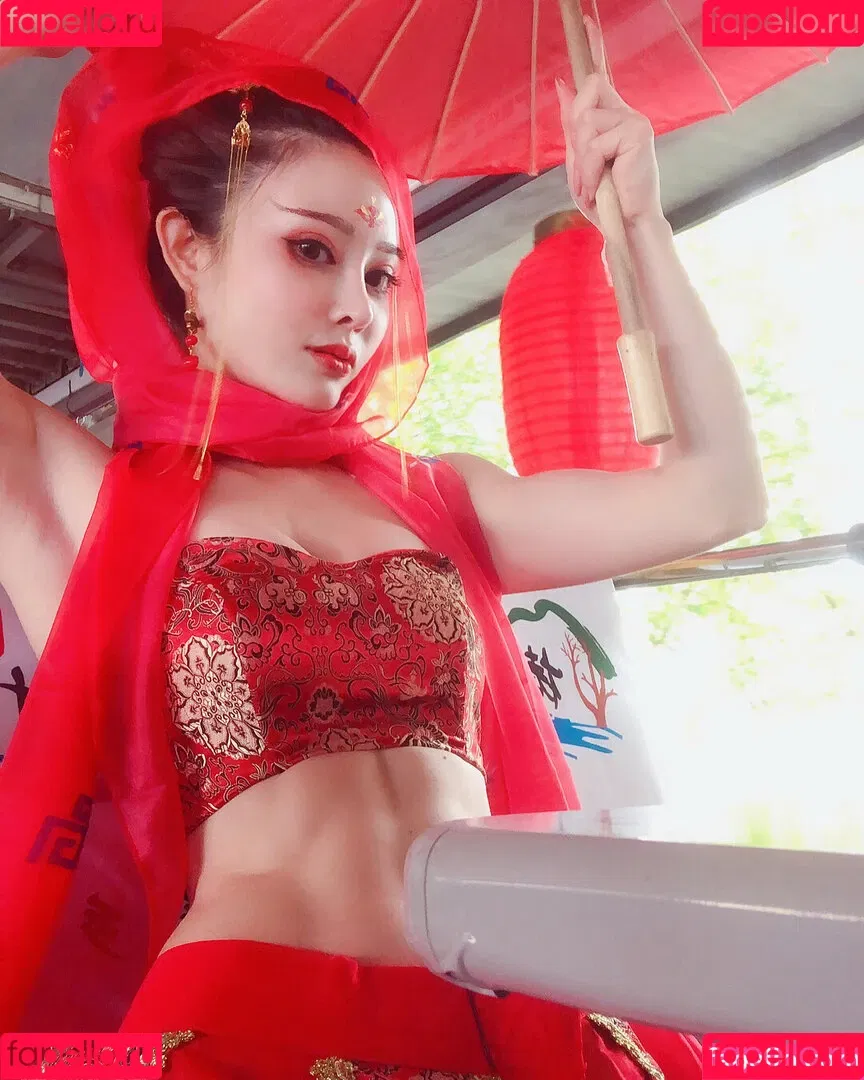 Yuan Herong / yuanherong.1229 Onlyfans Photo Gallery 