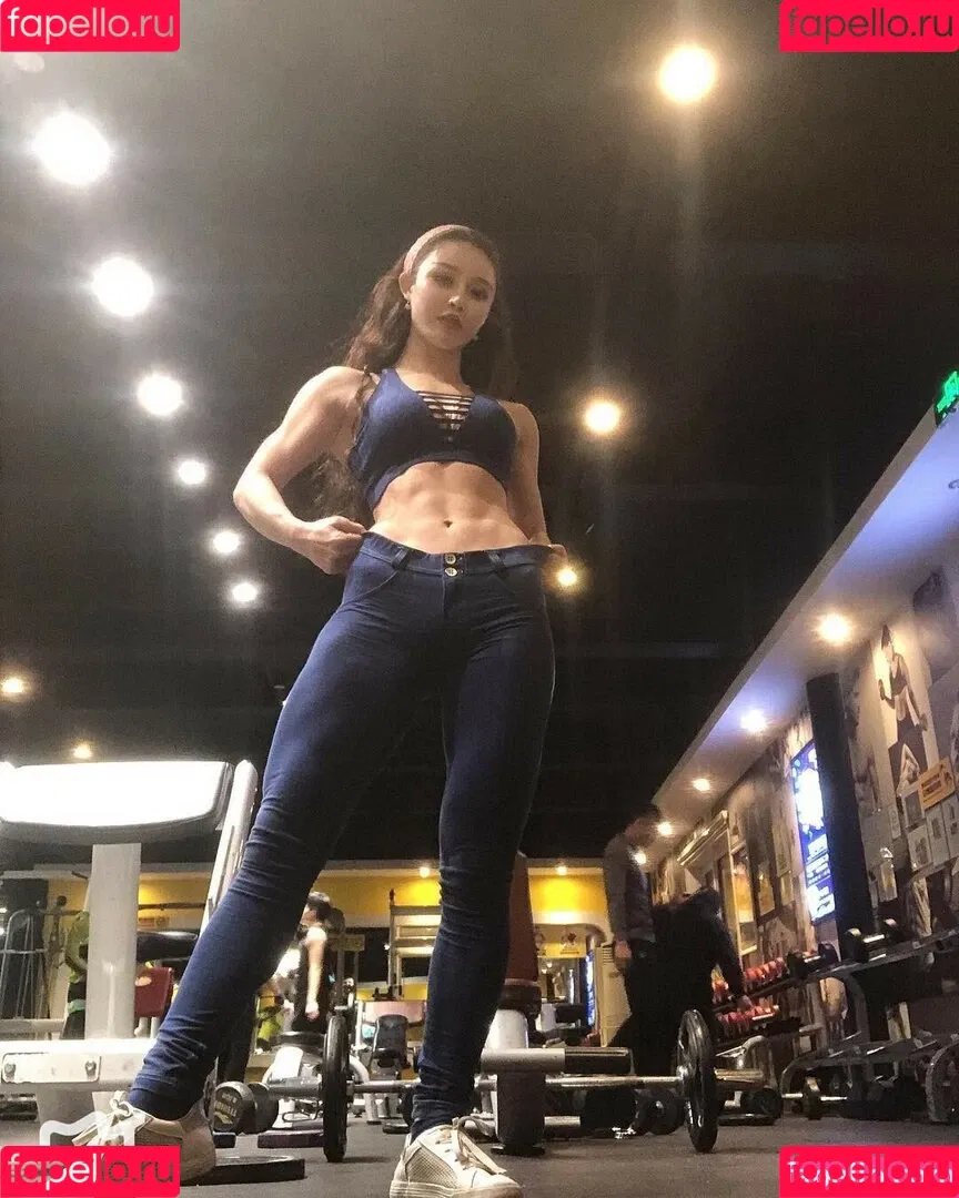Yuan Herong / yuanherong.1229 Onlyfans Photo Gallery 
