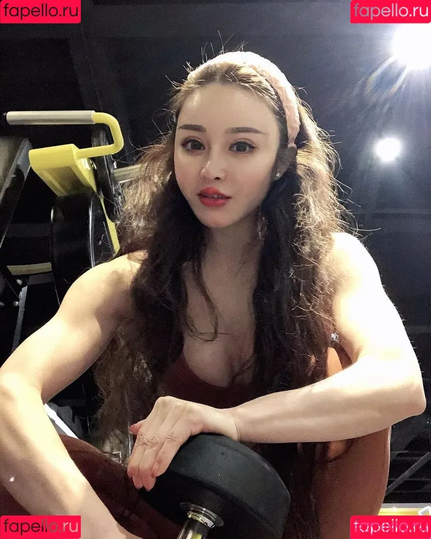 Yuan Herong / yuanherong.1229 Onlyfans Photo Gallery 
