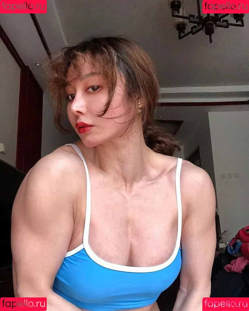 Yuan Herong / yuanherong.1229 Onlyfans Photo Gallery 