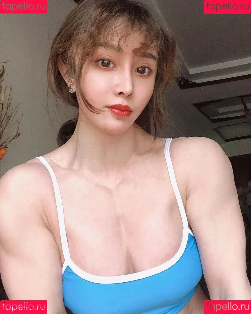 Yuan Herong / yuanherong.1229 Onlyfans Photo Gallery 