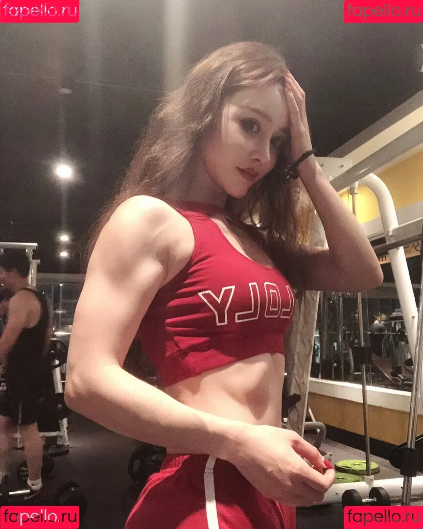 Yuan Herong / yuanherong.1229 Onlyfans Photo Gallery 