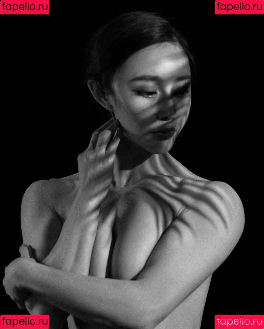 Yuan Herong / yuanherong.1229 Onlyfans Photo Gallery 