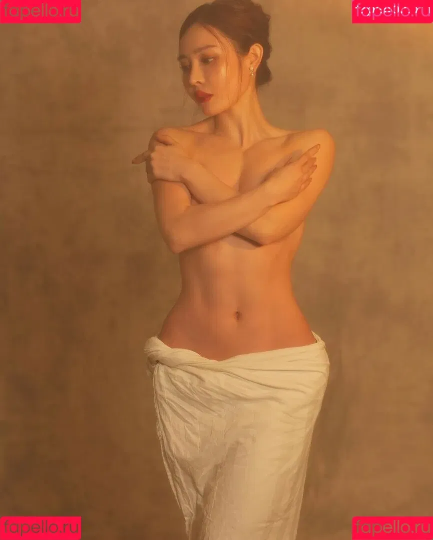 Yuan Herong / yuanherong.1229 Onlyfans Photo Gallery 