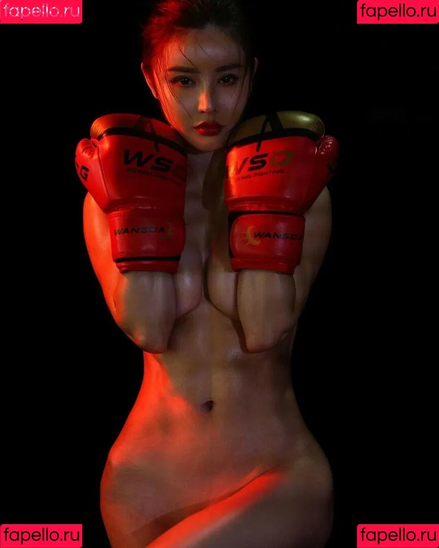 Yuan Herong / yuanherong.1229 Onlyfans Photo Gallery 