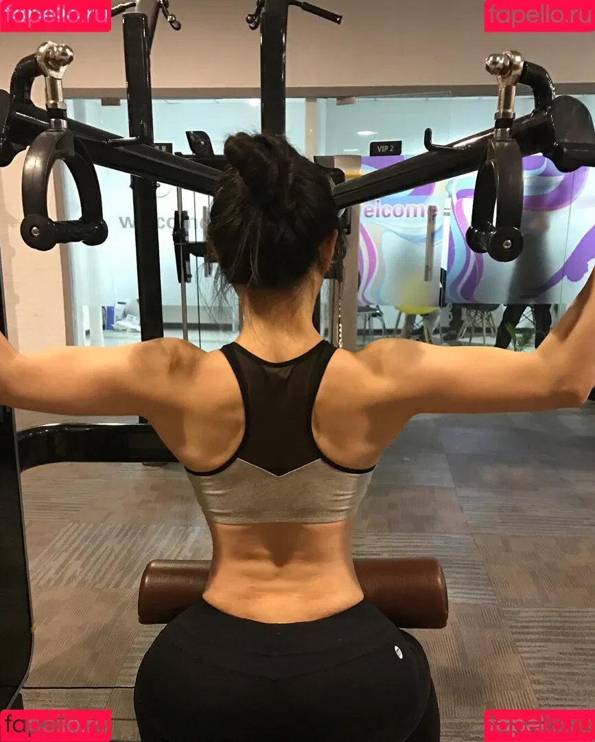 Yuan Herong / yuanherong.1229 Onlyfans Photo Gallery 
