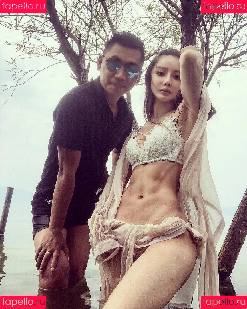 Yuan Herong / yuanherong.1229 Onlyfans Photo Gallery 