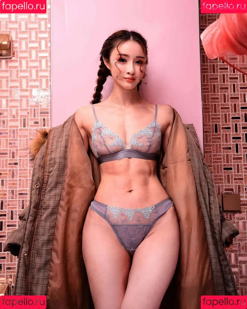 Yuan Herong / yuanherong.1229 Onlyfans Photo Gallery 