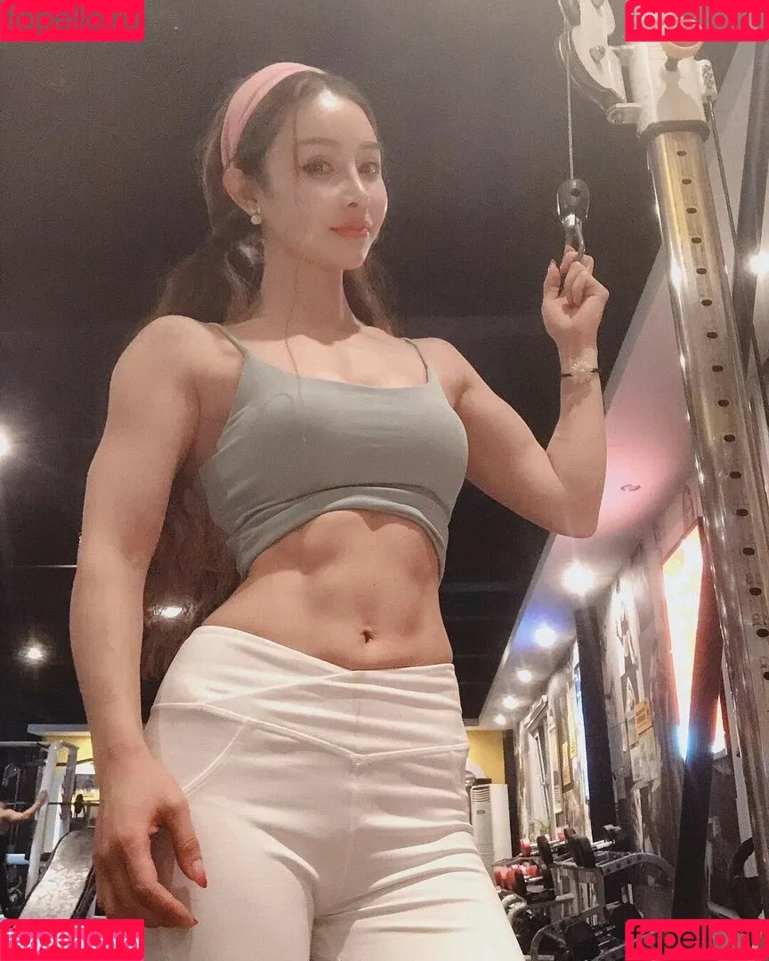 Yuan Herong / yuanherong.1229 Onlyfans Photo Gallery 