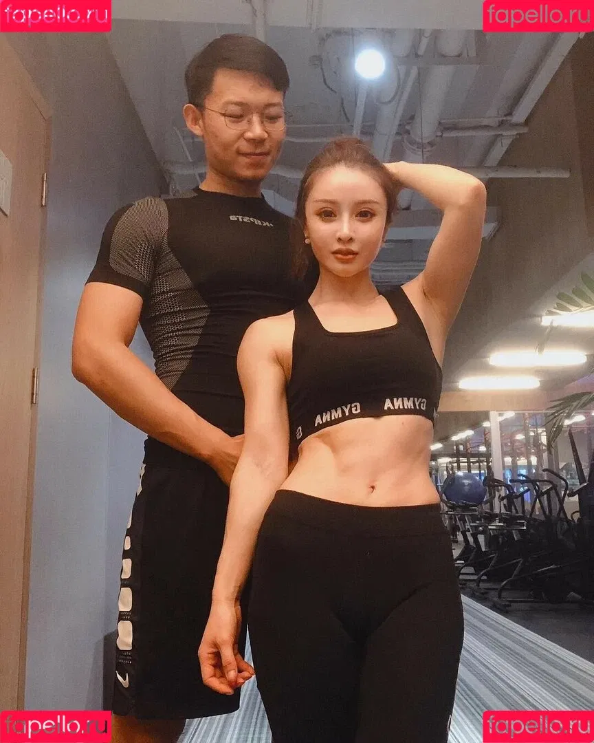 Yuan Herong / yuanherong.1229 Onlyfans Photo Gallery 