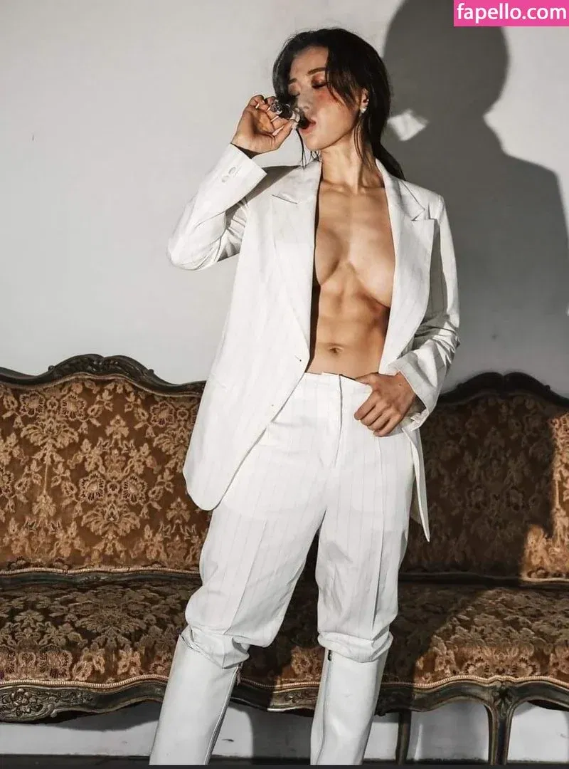 Yuan Herong / yuanherong.1229 Onlyfans Photo Gallery 