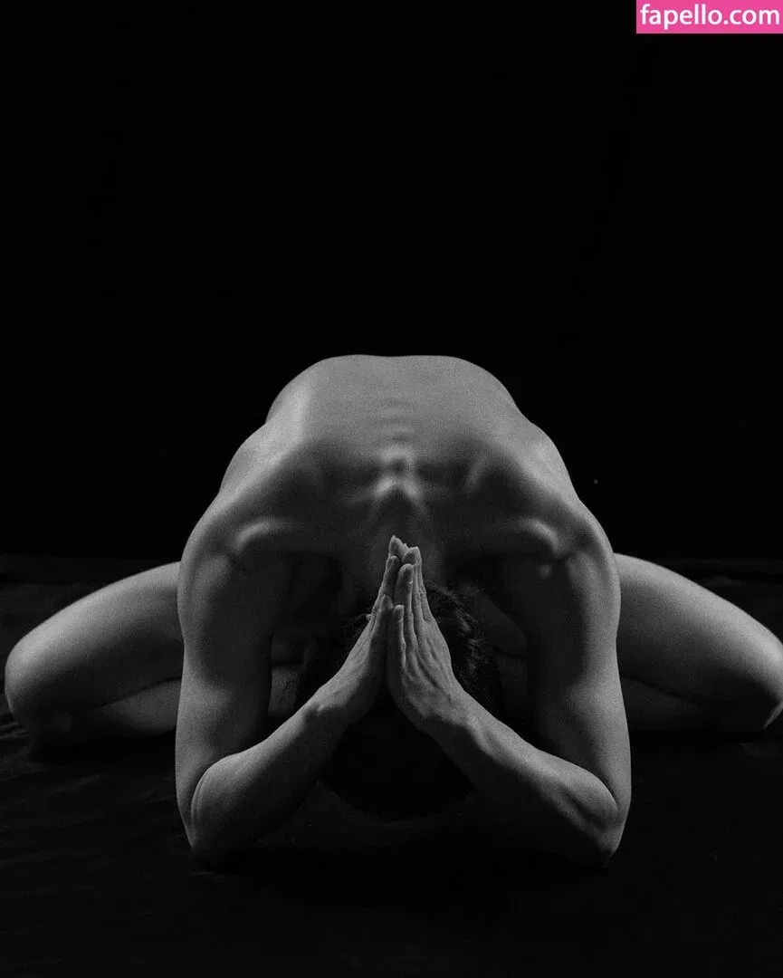 Yuan Herong / yuanherong.1229 Onlyfans Photo Gallery 