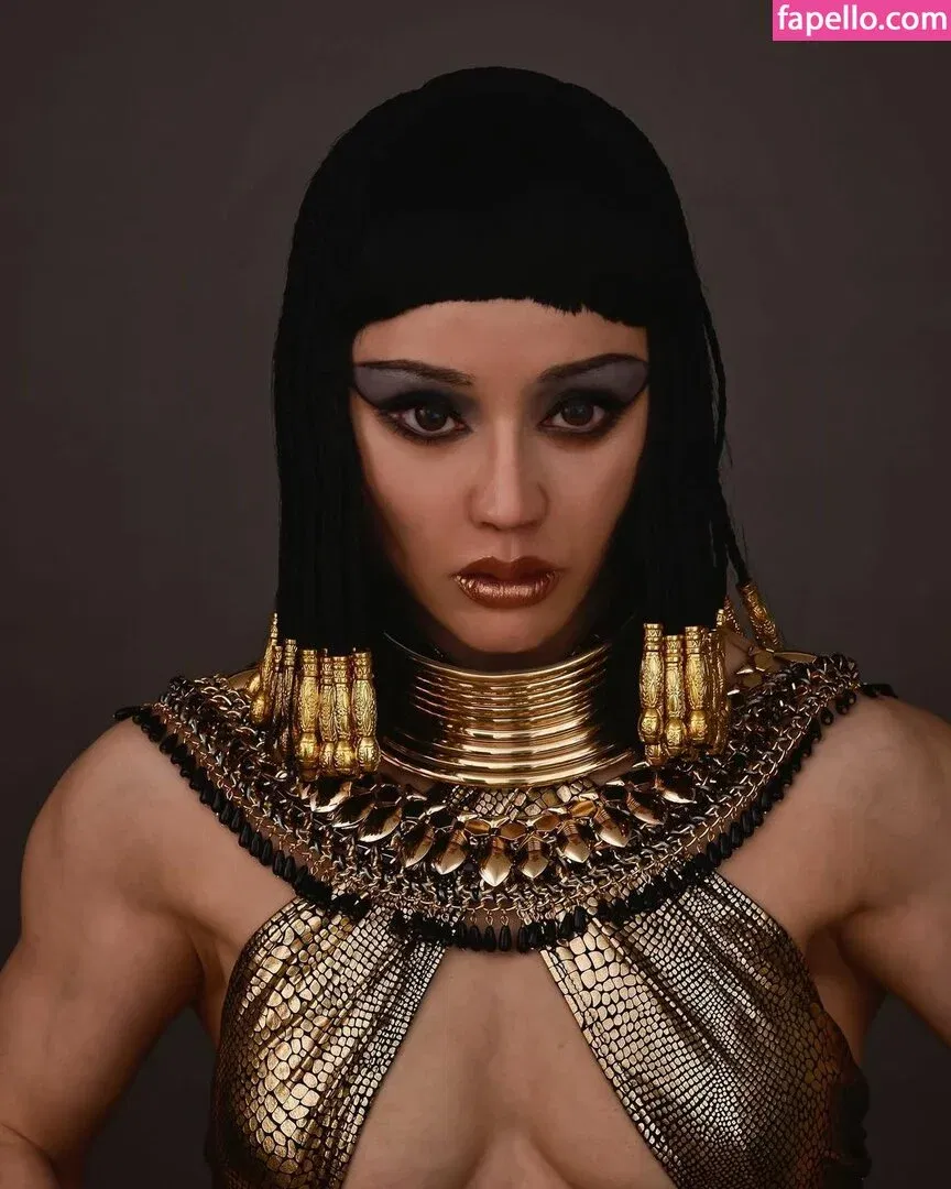 Yuan Herong / yuanherong.1229 Onlyfans Photo Gallery 