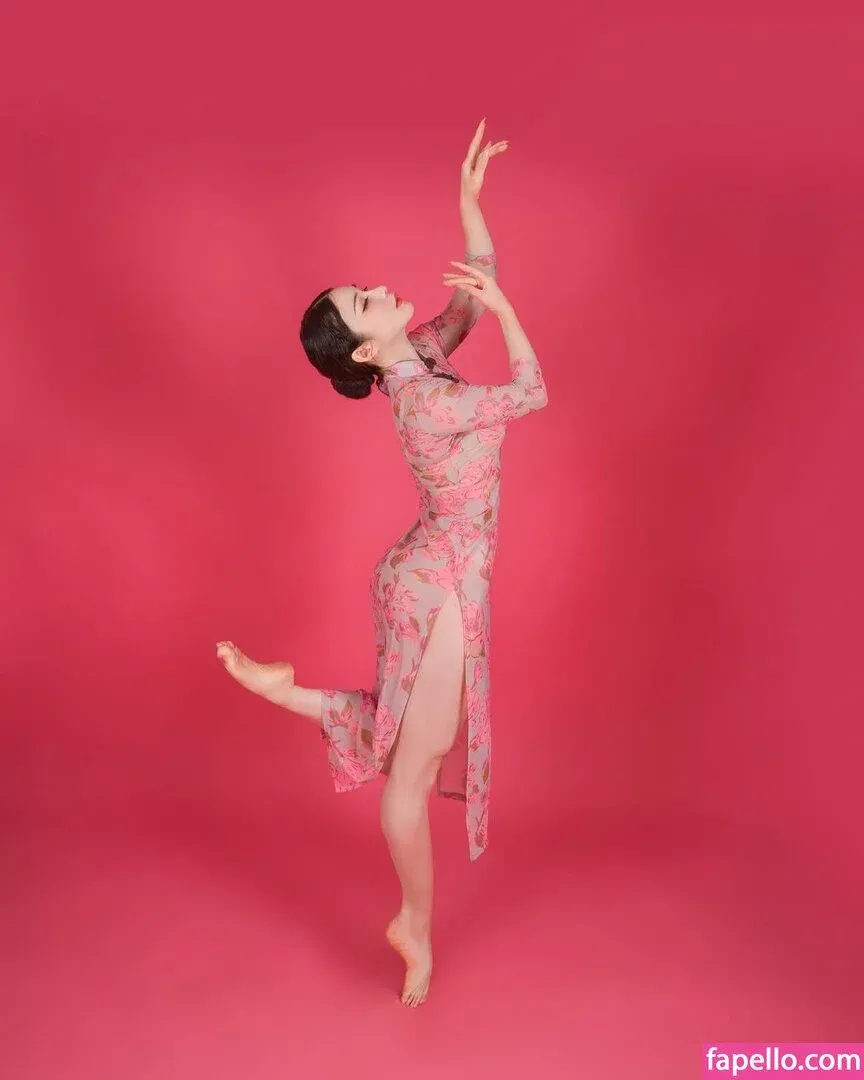 Yuan Herong / yuanherong.1229 Onlyfans Photo Gallery 