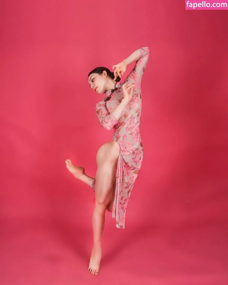 Yuan Herong / yuanherong.1229 Onlyfans Photo Gallery 