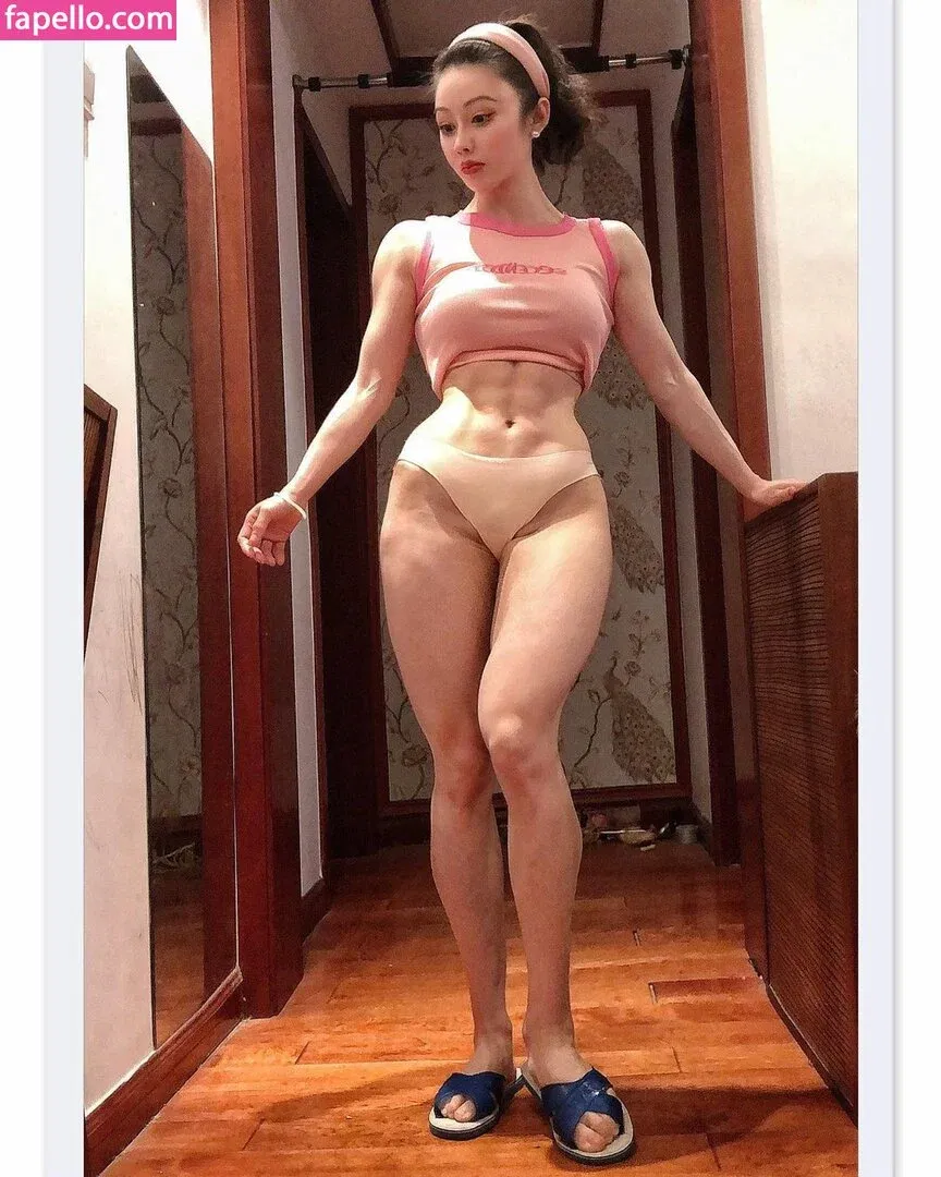 Yuan Herong / yuanherong.1229 Onlyfans Photo Gallery 