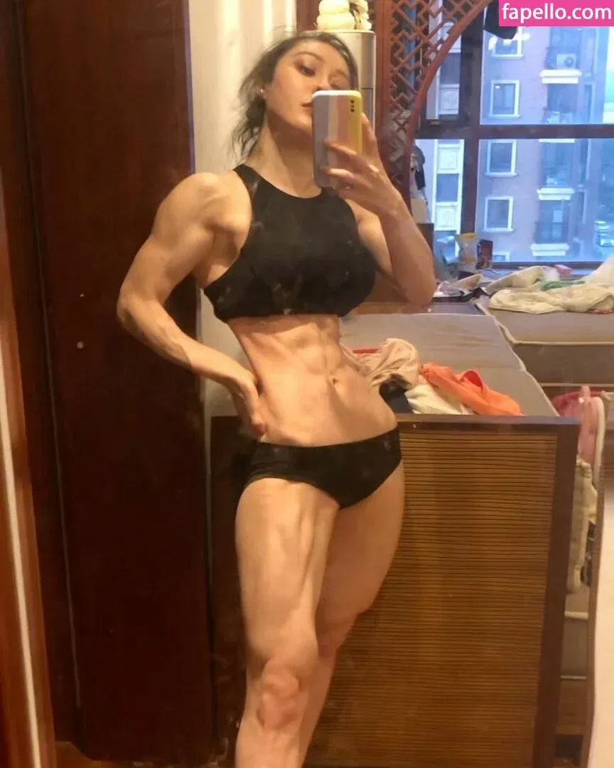 Yuan Herong / yuanherong.1229 Onlyfans Photo Gallery 