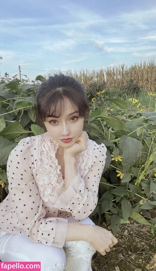 Yuan Herong / yuanherong.1229 Onlyfans Photo Gallery 