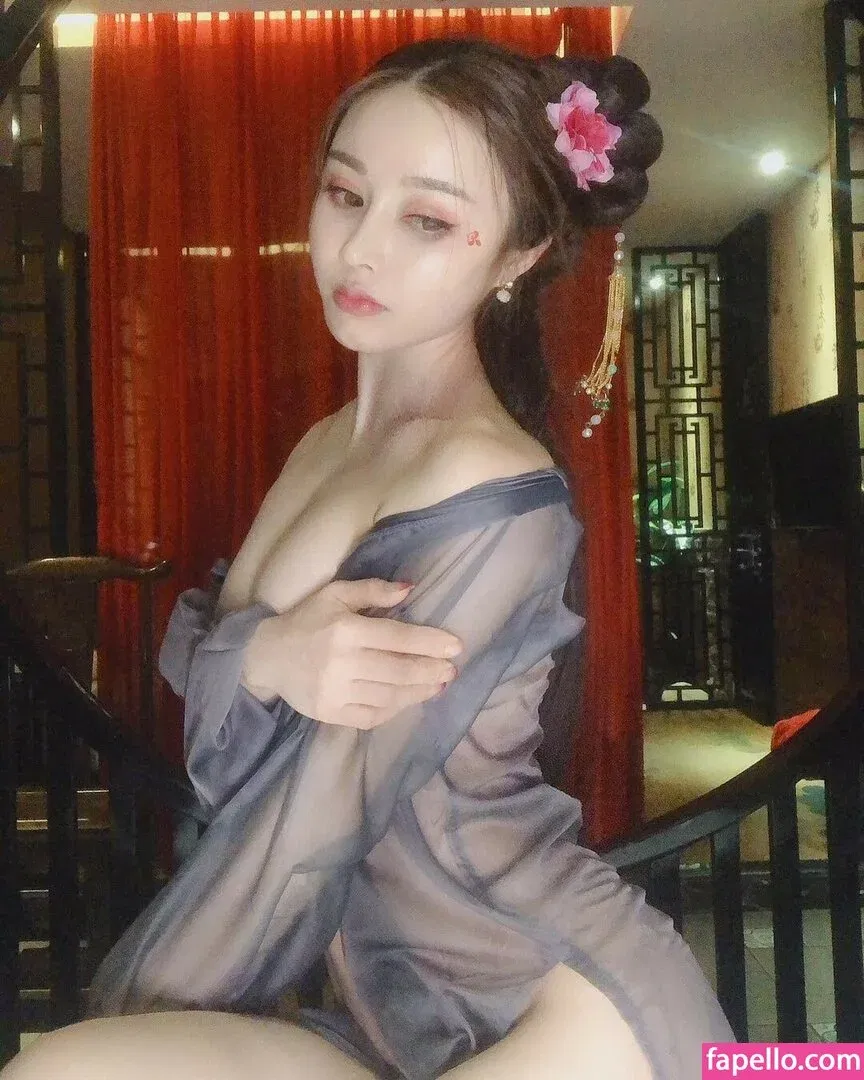 Yuan Herong / yuanherong.1229 Onlyfans Photo Gallery 