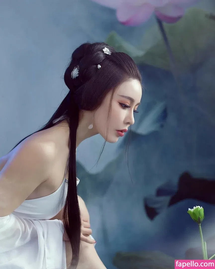 Yuan Herong / yuanherong.1229 Onlyfans Photo Gallery 