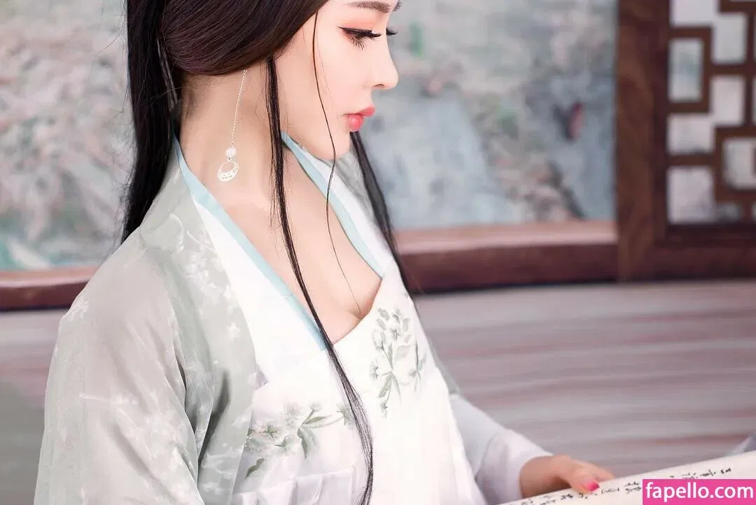 Yuan Herong / yuanherong.1229 Onlyfans Photo Gallery 