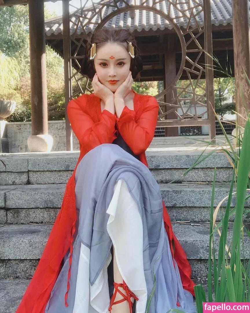 Yuan Herong / yuanherong.1229 Onlyfans Photo Gallery 