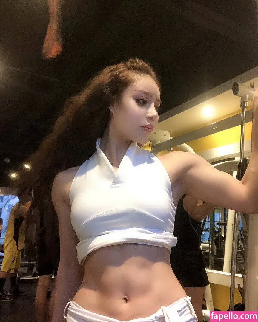 Yuan Herong / yuanherong.1229 Onlyfans Photo Gallery 