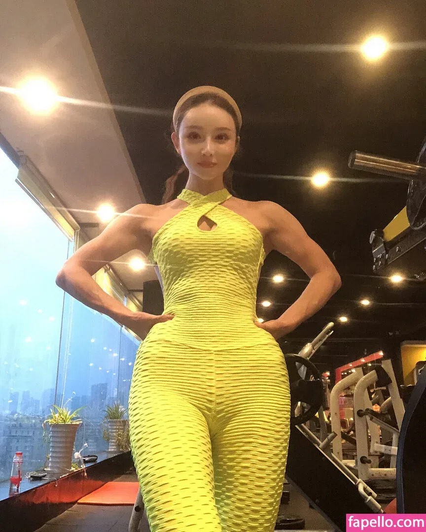 Yuan Herong / yuanherong.1229 Onlyfans Photo Gallery 