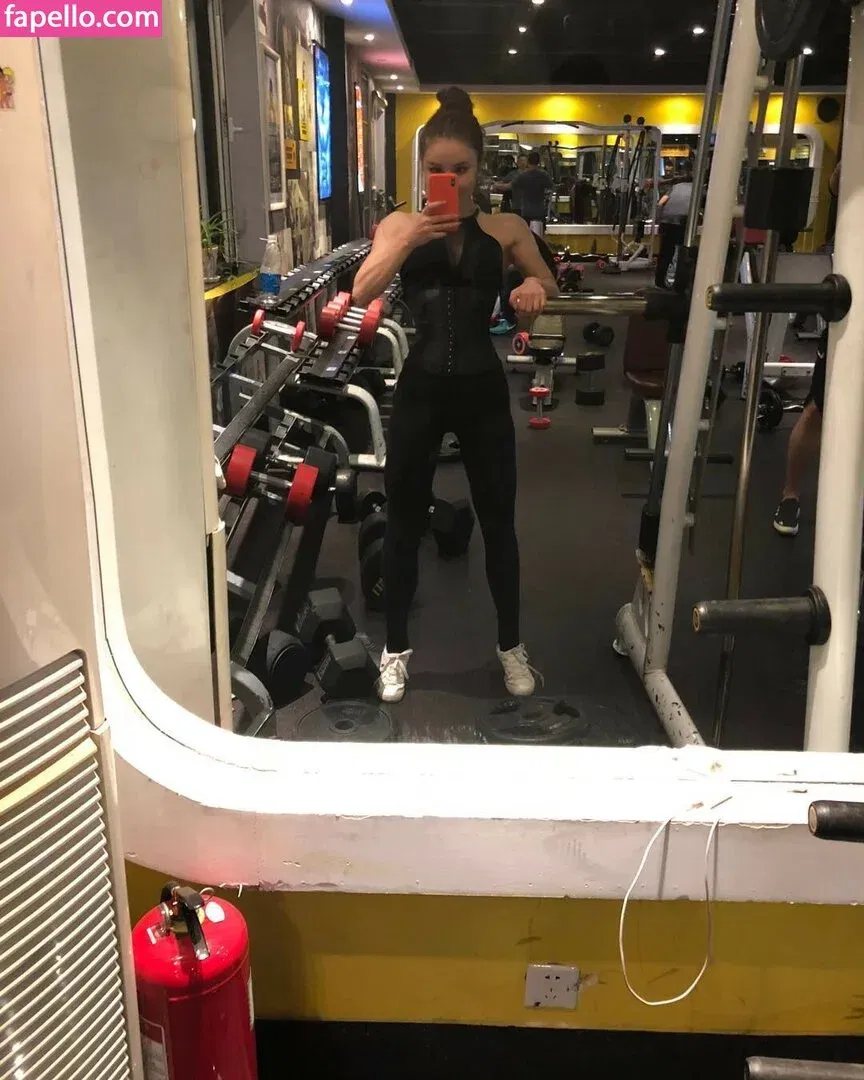 Yuan Herong / yuanherong.1229 Onlyfans Photo Gallery 