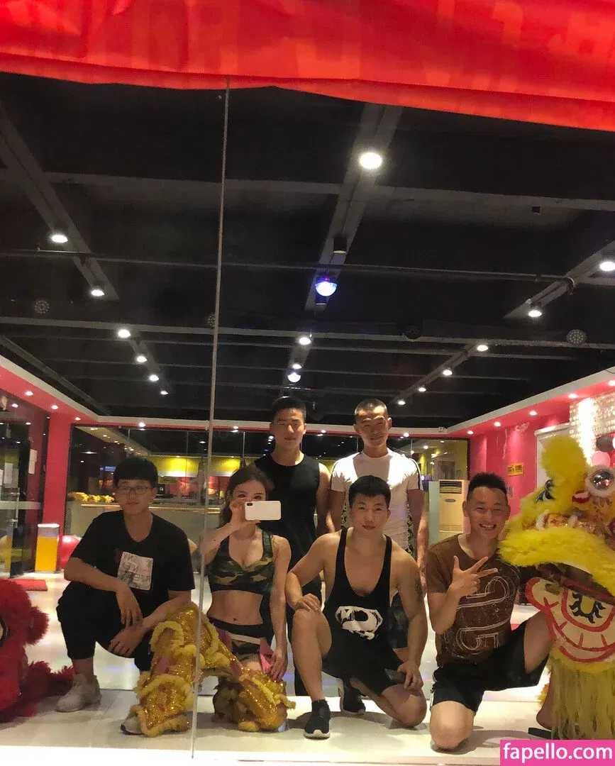 Yuan Herong / yuanherong.1229 Onlyfans Photo Gallery 