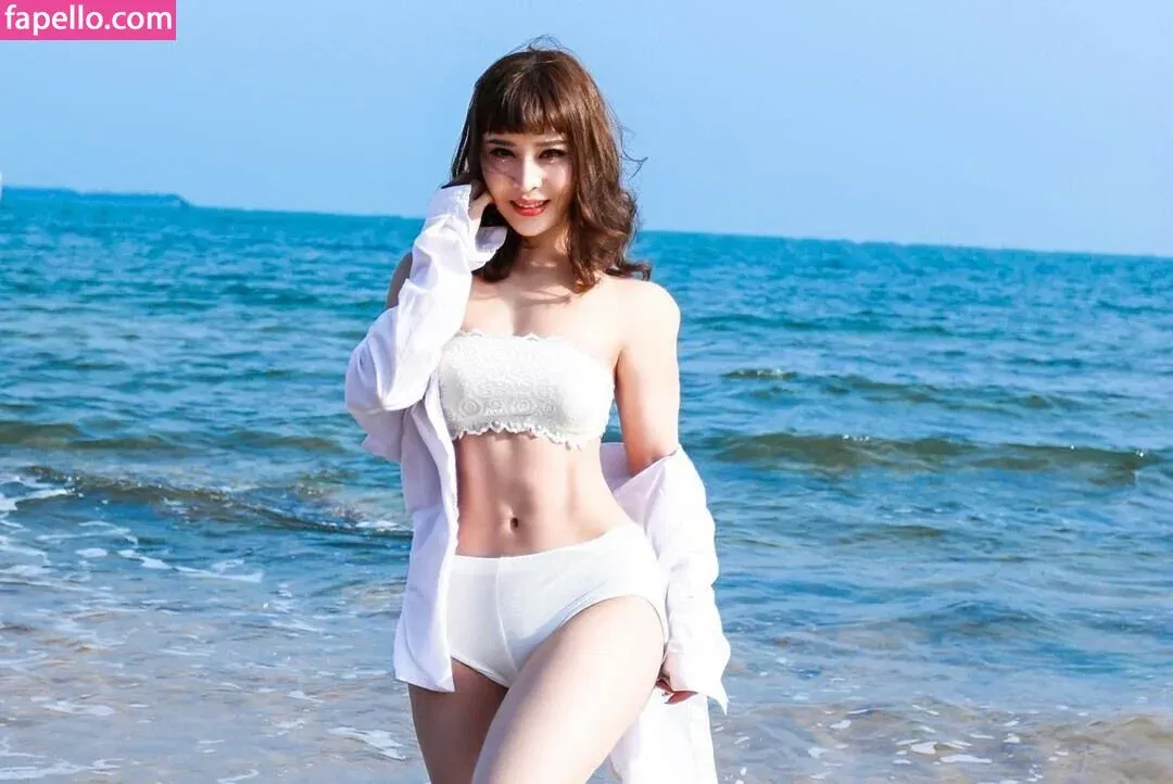 Yuan Herong / yuanherong.1229 Onlyfans Photo Gallery 