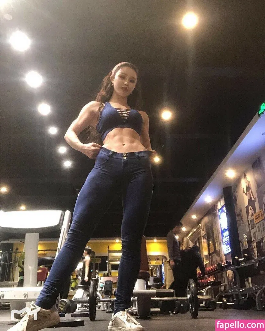 Yuan Herong / yuanherong.1229 Onlyfans Photo Gallery 