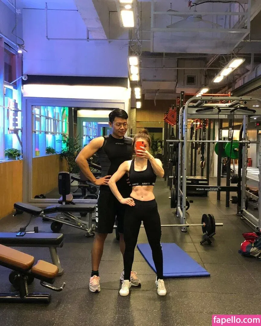 Yuan Herong / yuanherong.1229 Onlyfans Photo Gallery 