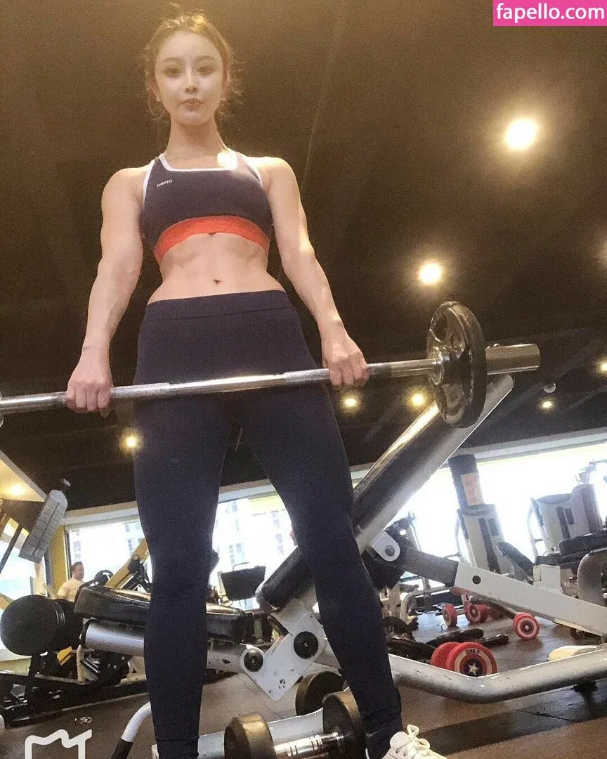 Yuan Herong / yuanherong.1229 Onlyfans Photo Gallery 