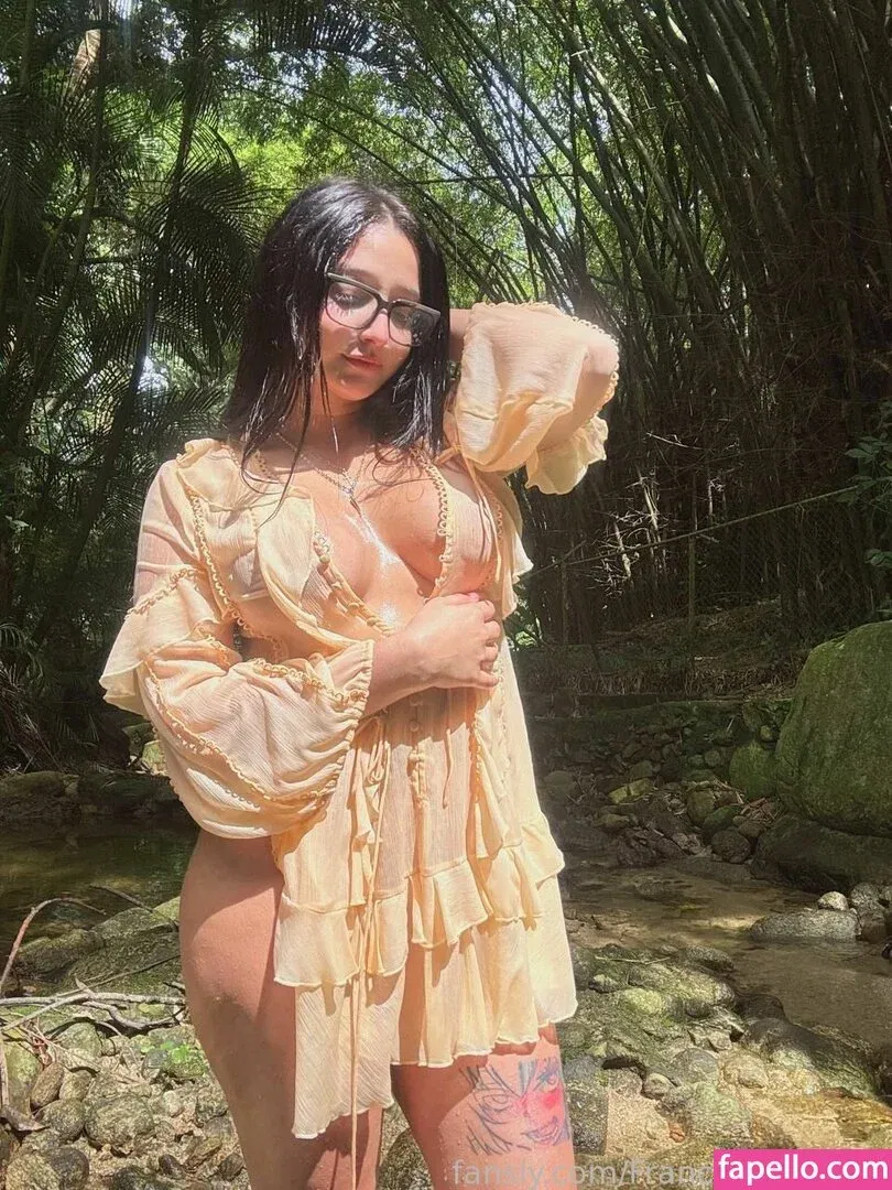 FranciaMarquina / mijaresvalen Onlyfans Photo Gallery 